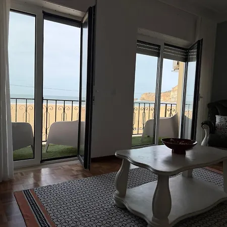 Flipflops Ocean View Апартаменты Назаре